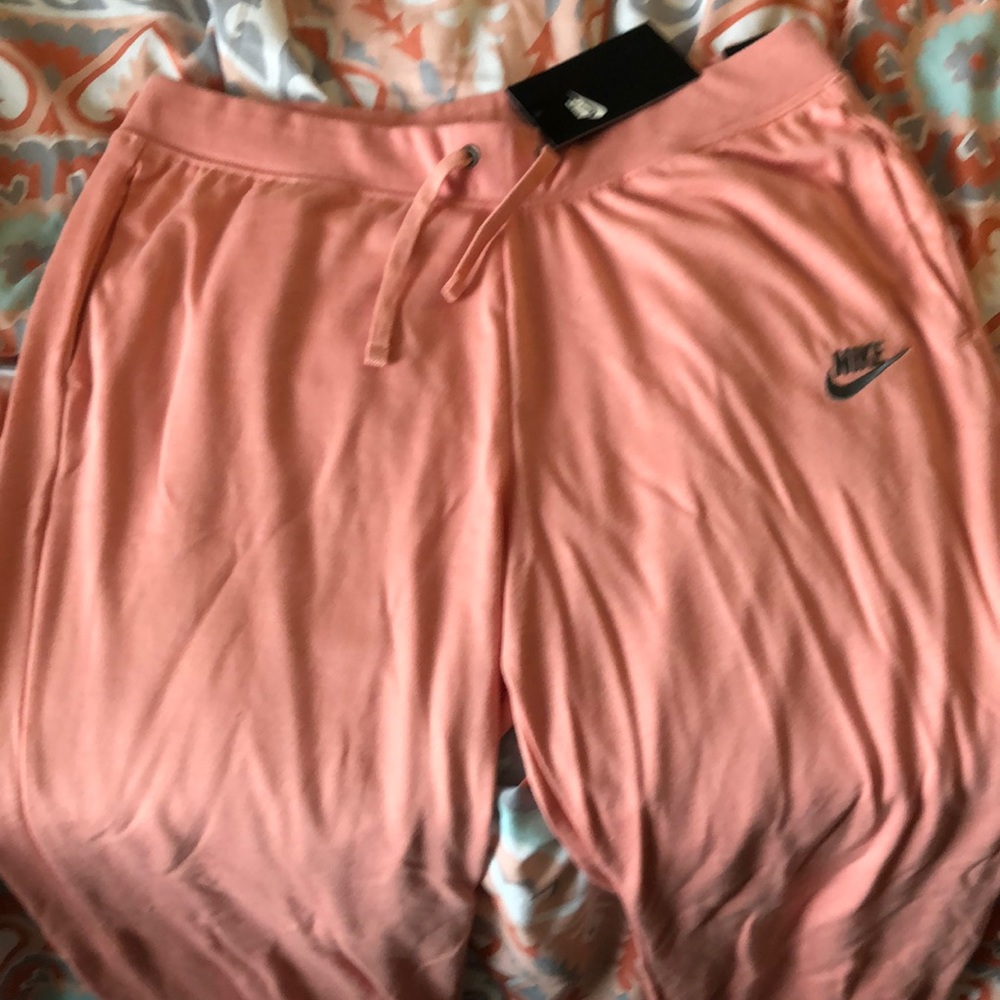 New Nike medium sweat pants